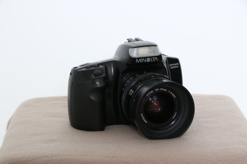 Analoge  Minolta Dynax 300si + 35-70mm AF Lens, Audio, Tv en Foto, Fotocamera's Analoog, Ophalen of Verzenden, Gebruikt, Spiegelreflex