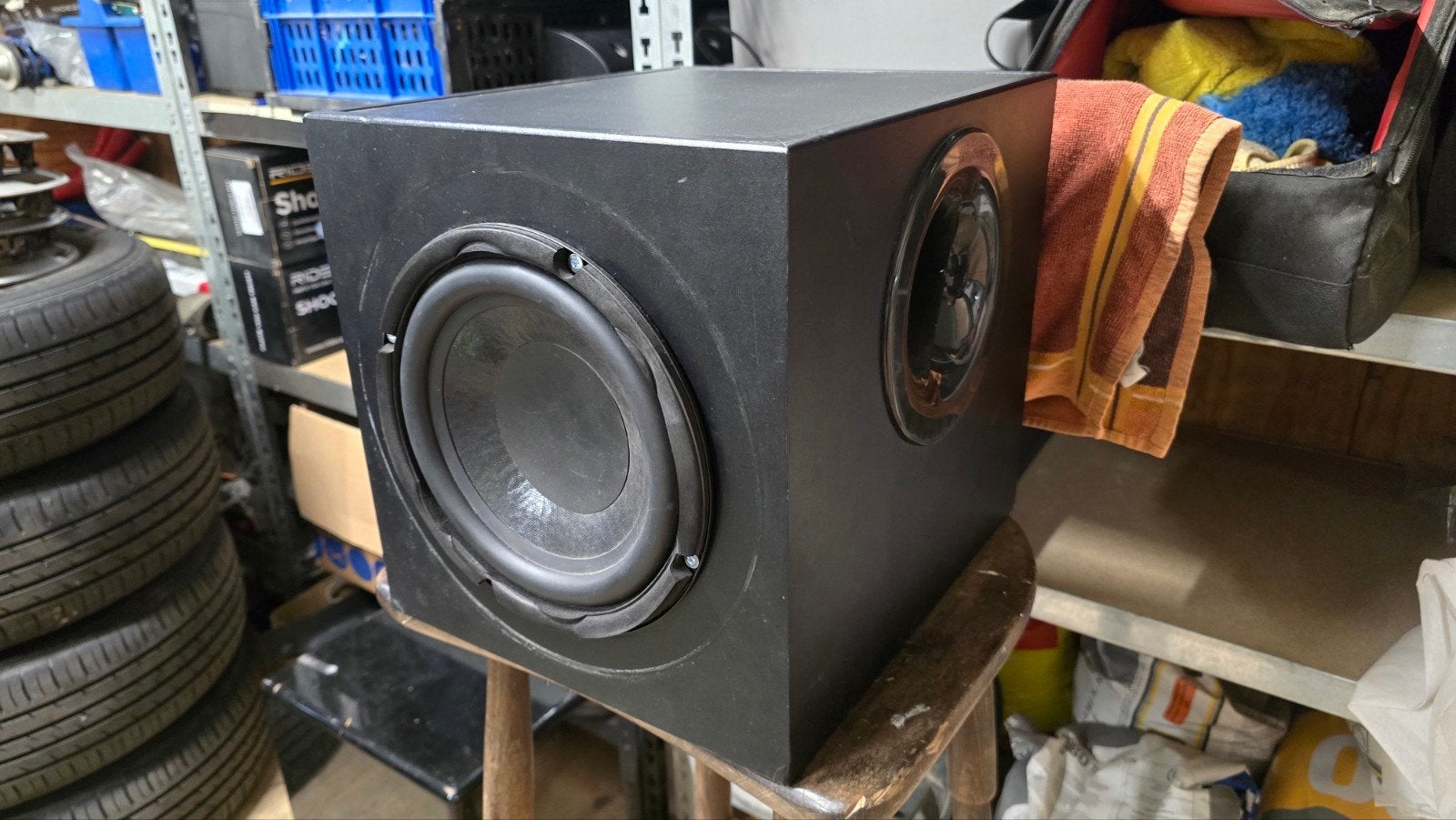 Actieve subwoofer, Ophalen of Verzenden, Zo goed als nieuw