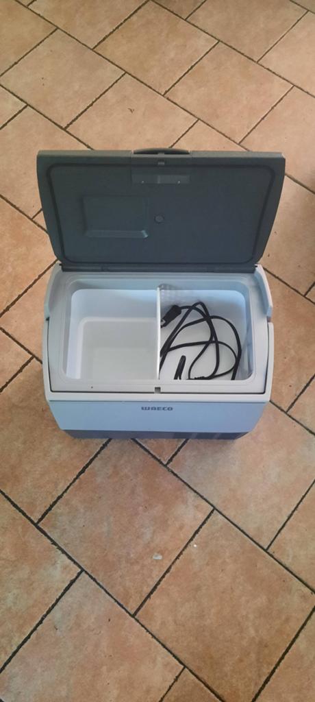 Waeco CDF-18 compressor draagbare koelbox 12v 24v, Ophalen of Verzenden