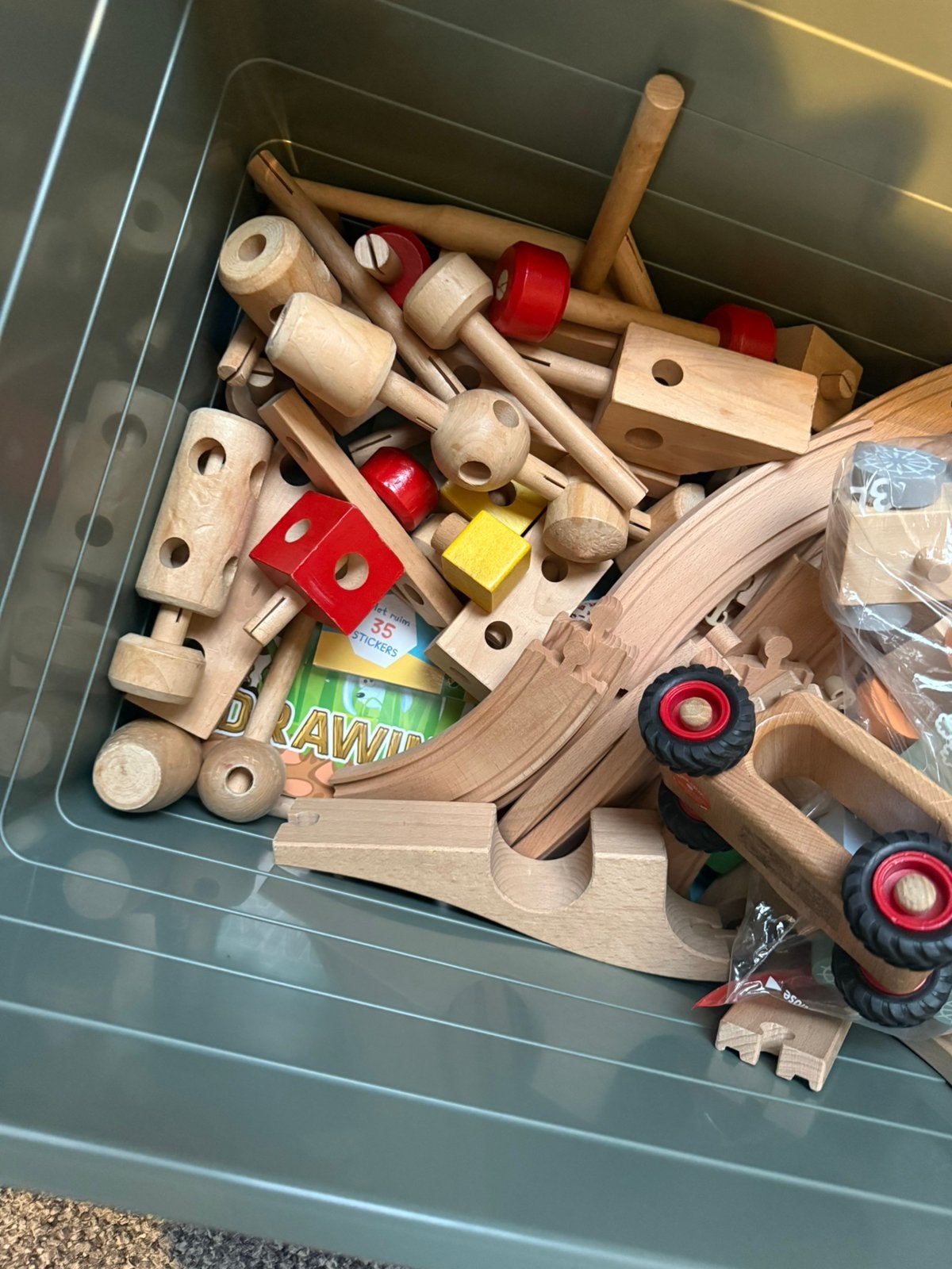 Treinrails speelgoed, Kinderen en Baby's, Speelgoed | Houten speelgoed, Ophalen, Zo goed als nieuw