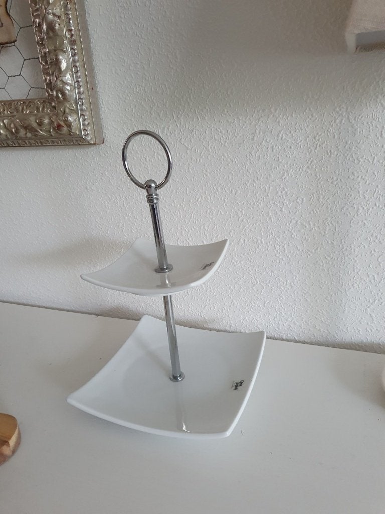 diverse etagieres / serveerschaaltjes, Keramiek, Ophalen of Verzenden, Overige stijlen, Schaal of Schalen