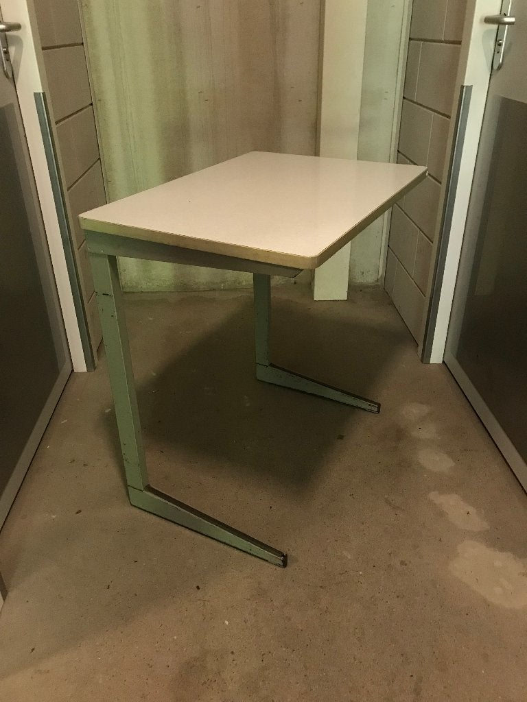 Vintage Ahrend de Cirkel Schooltafel Friso Kramer, Ophalen, Gebruikt, Metaal, Schoolbureau
