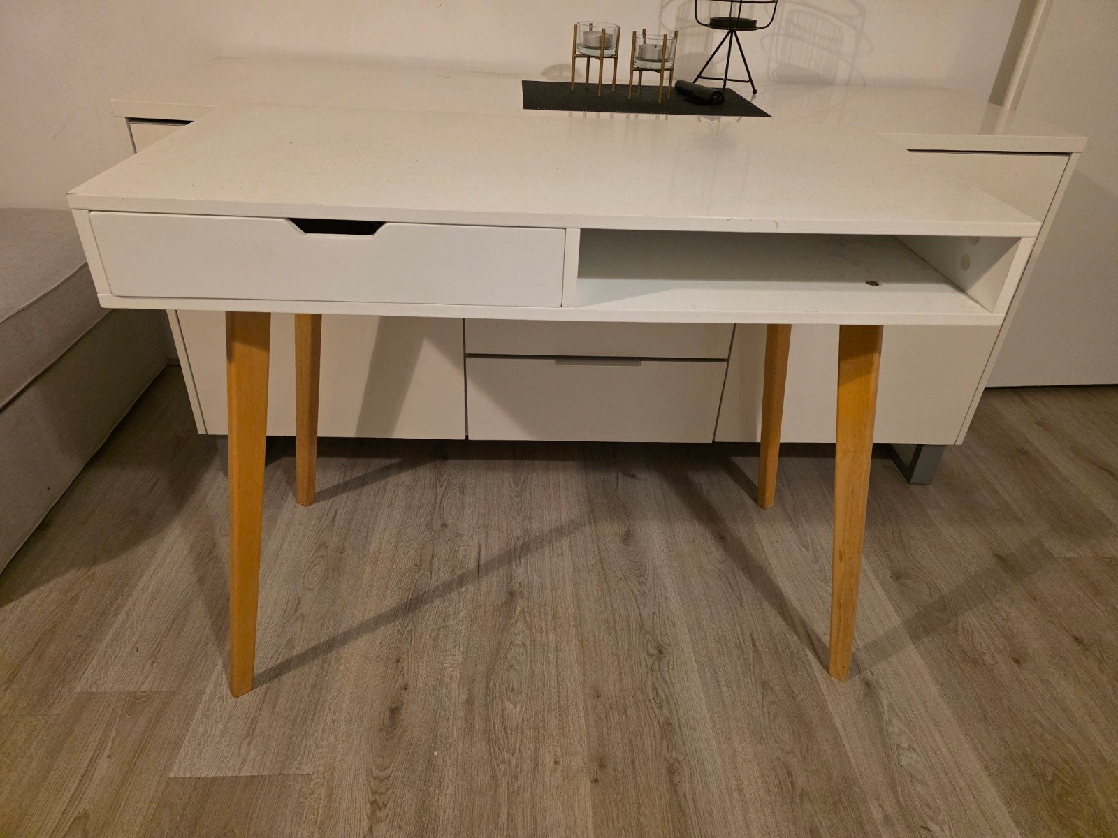 JYSK Tamholt bureau 50x100 cm, Huis en Inrichting, Ophalen, Gebruikt, Spaanplaat of MDF, 50 cm