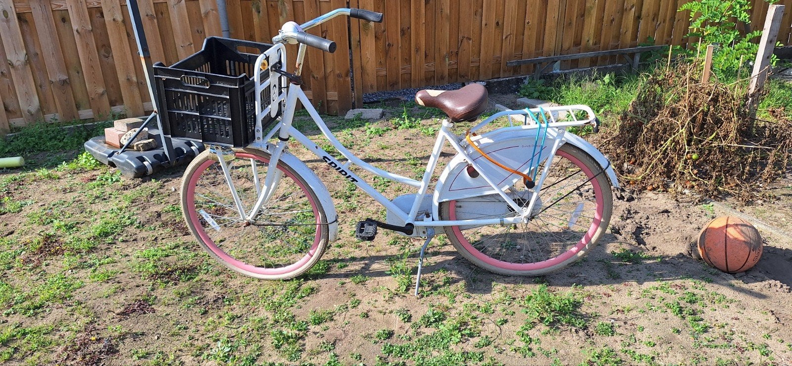 Spirit meisjesfiets 26 inch met voordrager, 26 inch of meer, Gebruikt, Velgrem, Ophalen of Verzenden