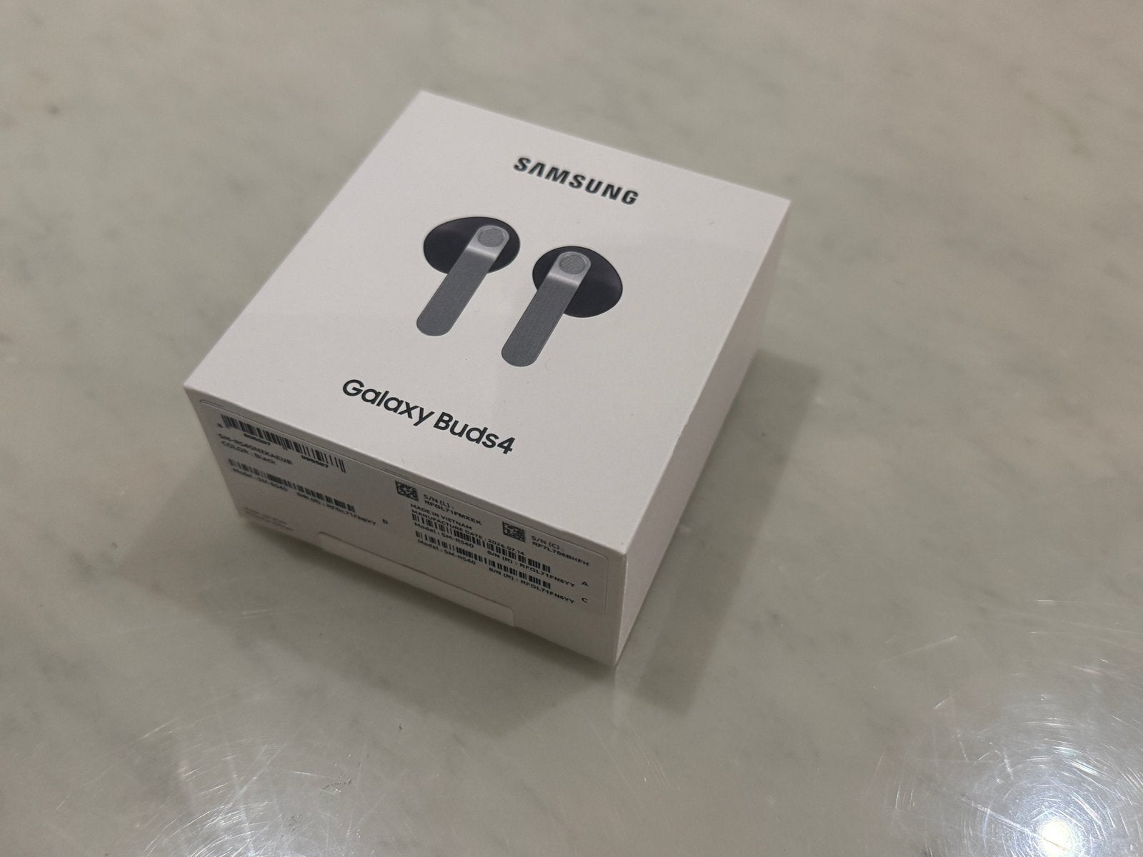 Samsung Galaxy Buds4 - Nieuw in doos - Zwart - BON