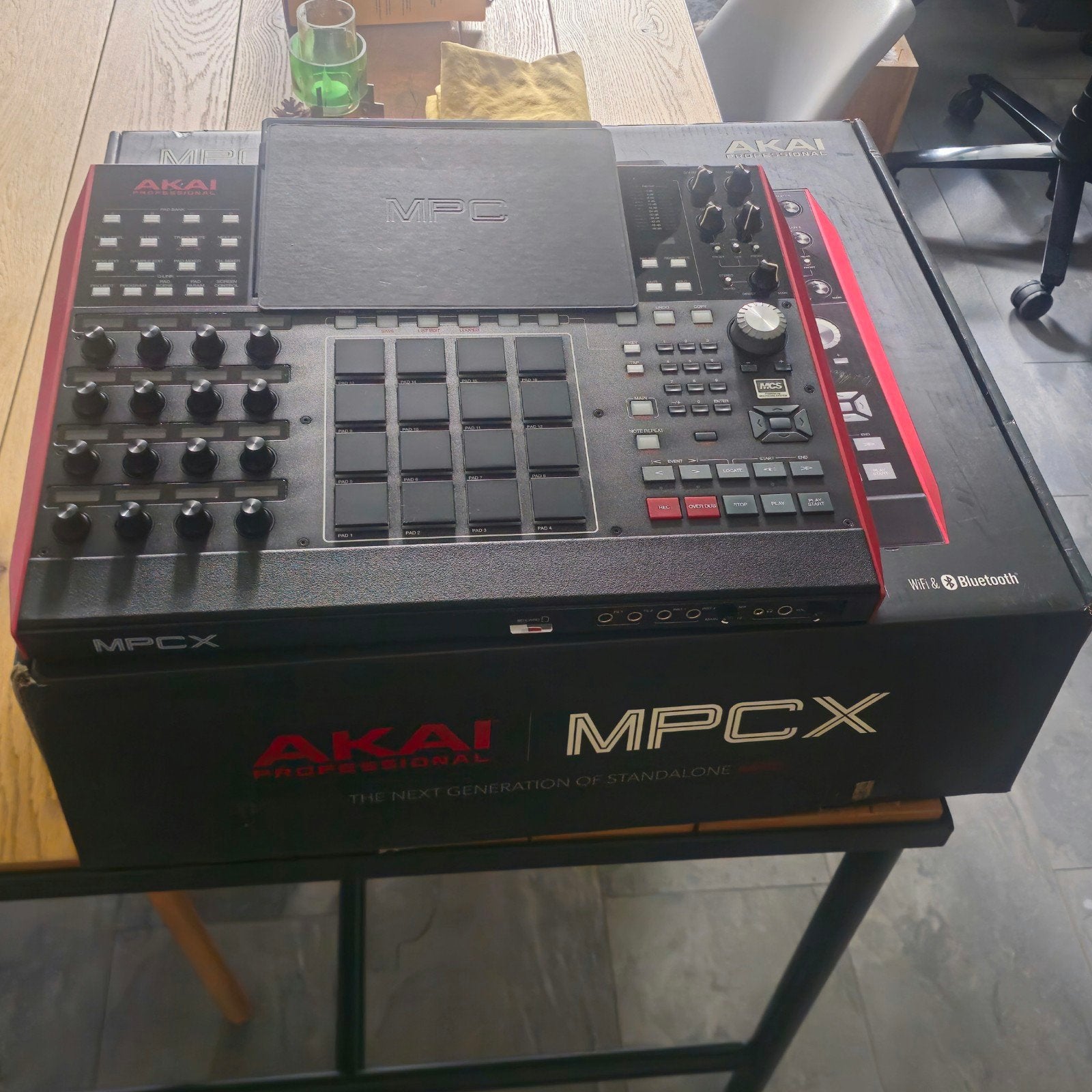 Akai MPC X, Muziek en Instrumenten, Overige aantallen, Zo goed als nieuw, Met midi-aansluiting, Ophalen