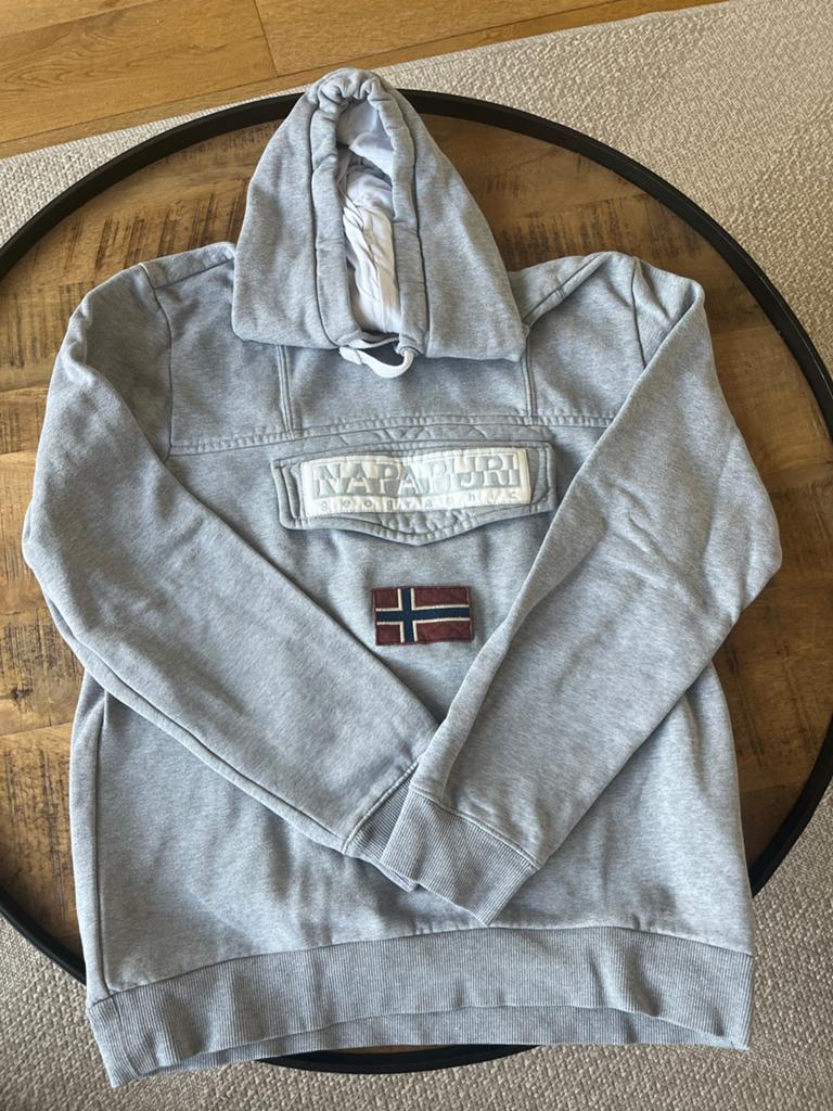 Napapijri Hoodie Grijs - Maat M, Kleding | Heren, Ophalen of Verzenden, Zo goed als nieuw, Maat 48/50 (M), Grijs