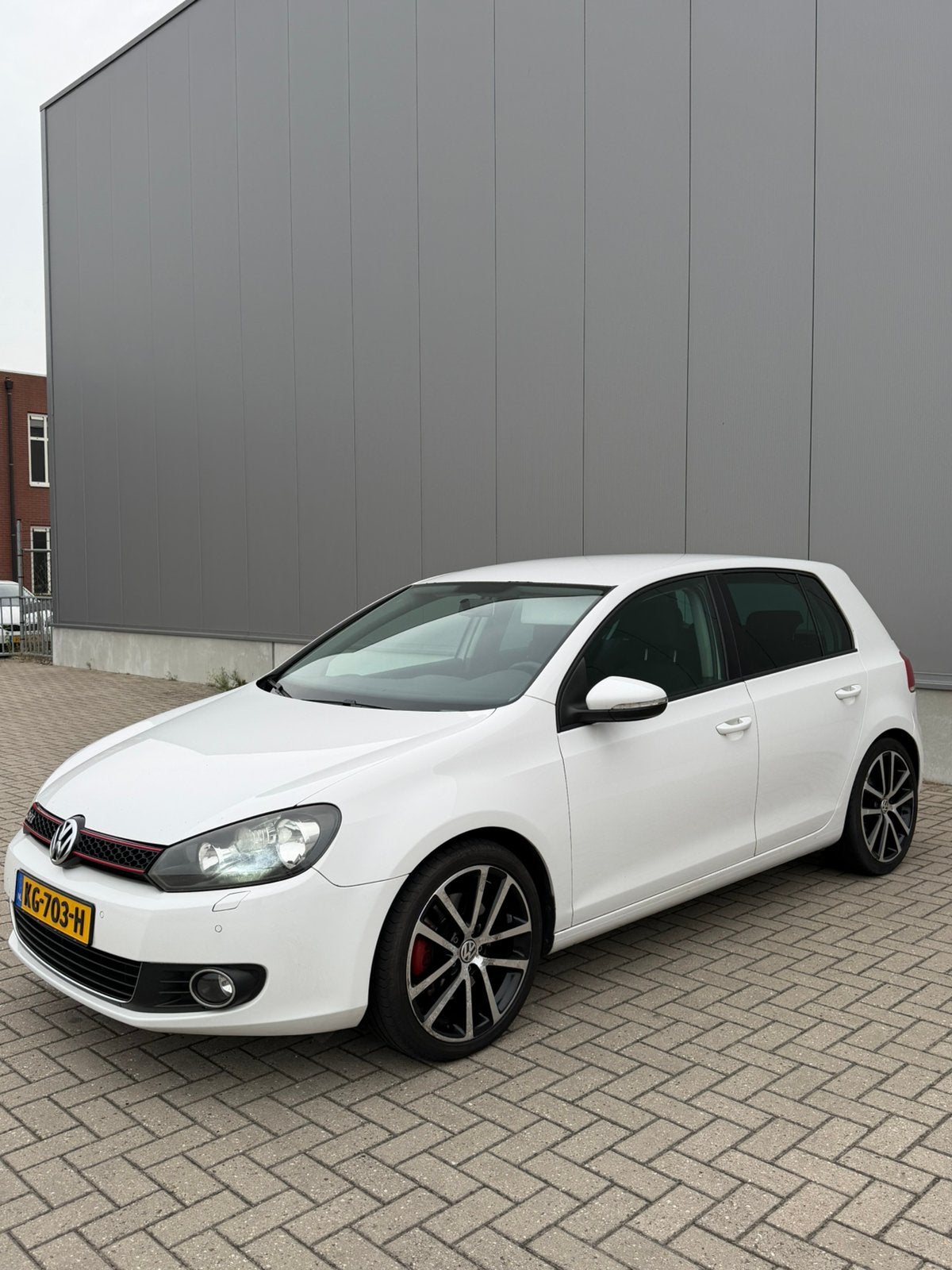 Volkswagen Golf 1.4 TSI Highline 160 PK, Voorwielaandrijving, Stof, Zwart, 4 cilinders