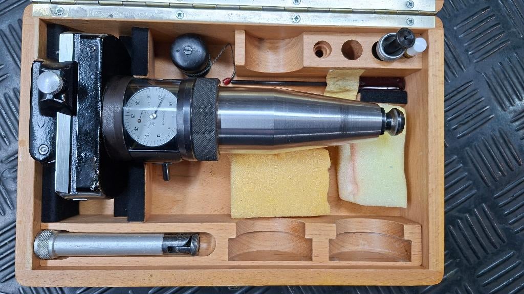 Mitutoyo driepunts binnenmicrometer, TESA, Deckel, Doe-het-zelf en Verbouw, Ophalen of Verzenden, Gebruikt, Metaaldraaibank