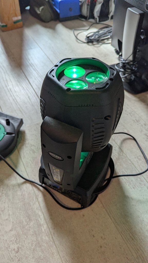 BeamZ MHL832 DMX Moving Head dubbele kop, Ophalen of Verzenden, Zo goed als nieuw, Licht, Geluidgestuurd