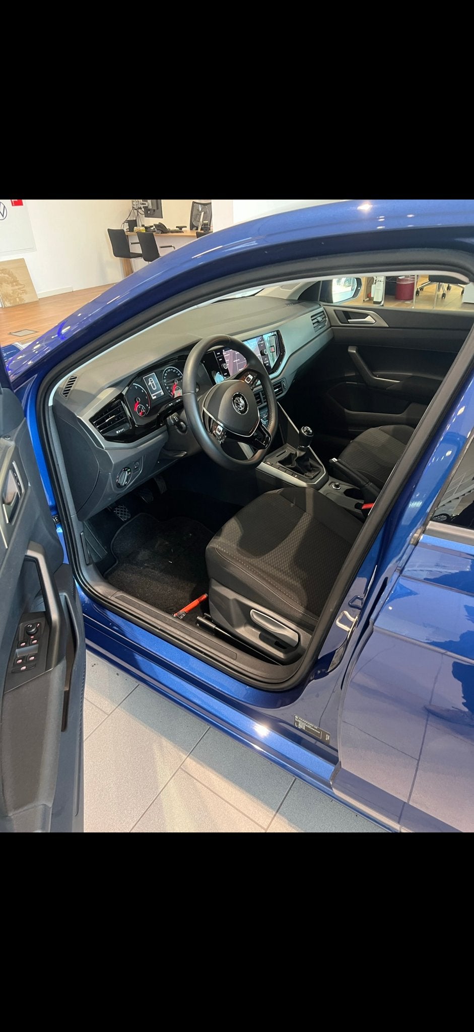 Volkswagen Polo 1.0 TSI 95pk 2019 Blauw, Auto's, Voorwielaandrijving, 40 €/maand, Blauw, Origineel Nederlands