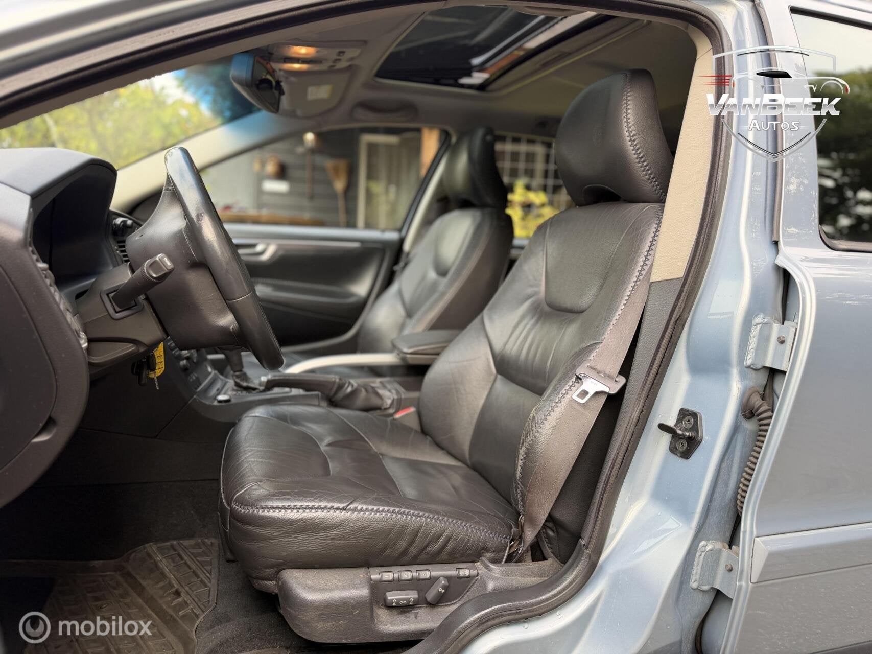 Volvo V70 XC 2.4 T AWD Cross Country Nieuwe APK, Auto's, Automaat, Blauw, V70, 2435 cc