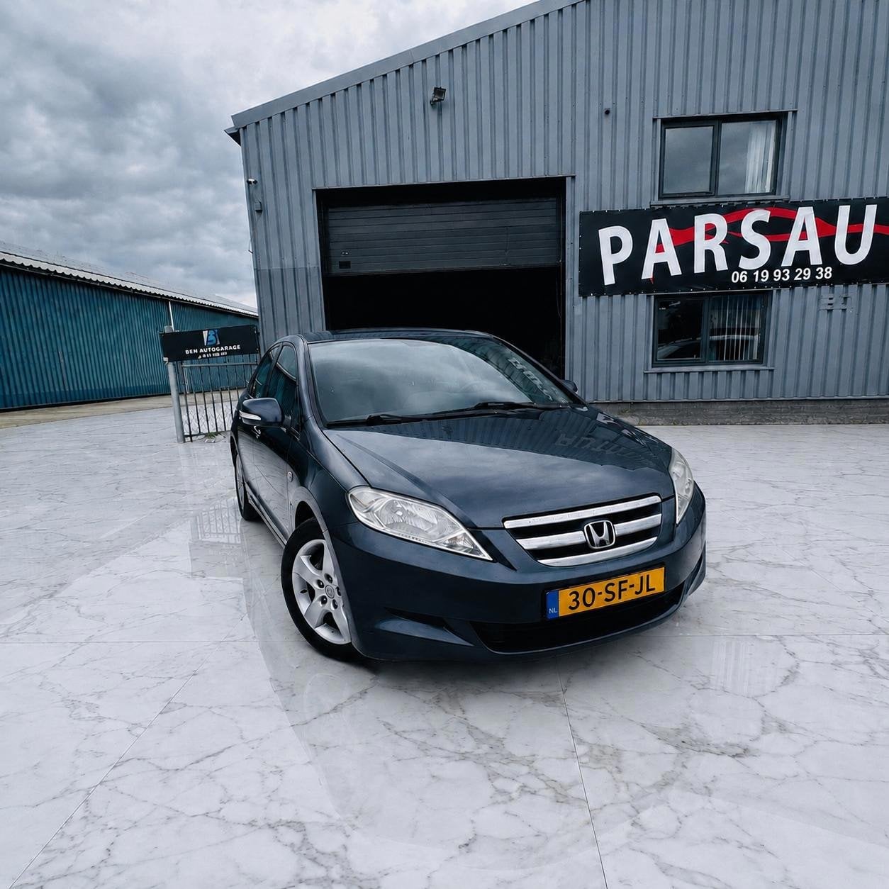 Honda FR-V 1.7i Comfort Camera+Navi, Auto's, Honda, 125 pk, Gebruikt, 4 cilinders, FR-V
