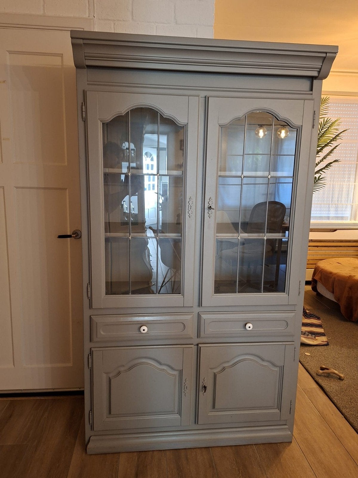 Massief eiken vitrine kast. GRATIS, Huis en Inrichting, Kasten | Vitrinekasten, Ophalen, Glas, Gebruikt, Met deur(en)