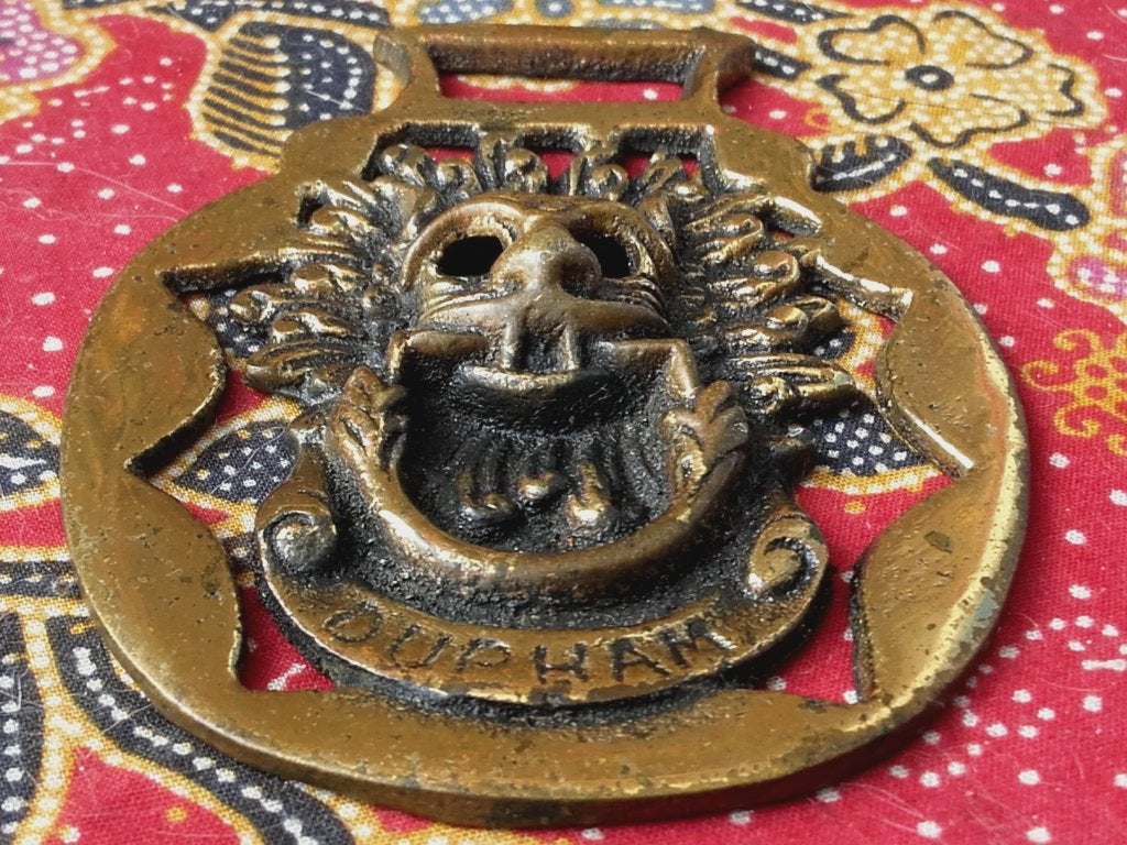 Antiek kleppermannetje uit Engeland met een kattenkop 9 cm., Antiek en Kunst, Antiek | Koper en Brons, Ophalen of Verzenden, Koper