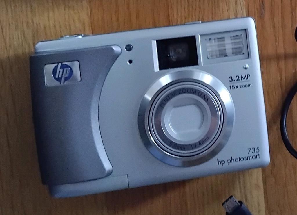 HP Photosmart 735 Digitale Camera - Compact en Compleet, Audio, Tv en Foto, Fotocamera's Digitaal, Gebruikt, Compact, Ophalen of Verzenden