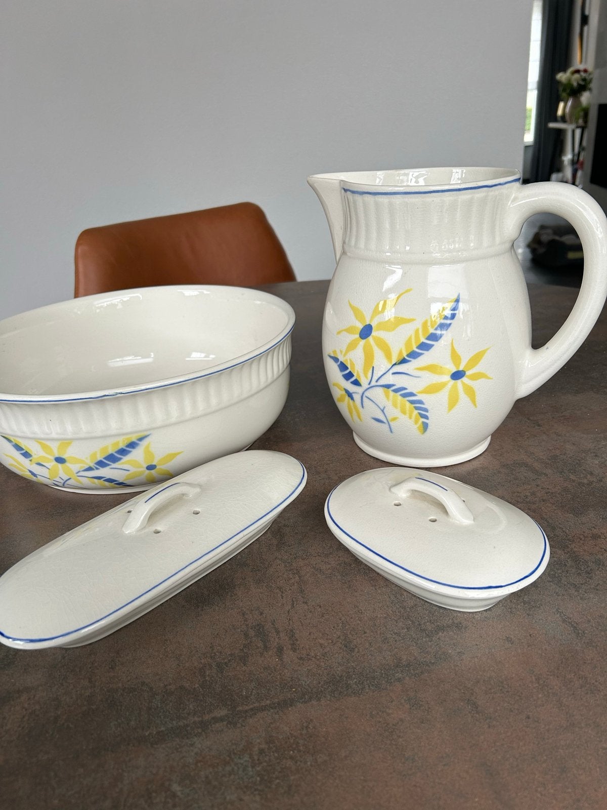 Foto 2 van Vintage Torgau Aardewerk Set - Geel & Blauw Bloemenpatroon
