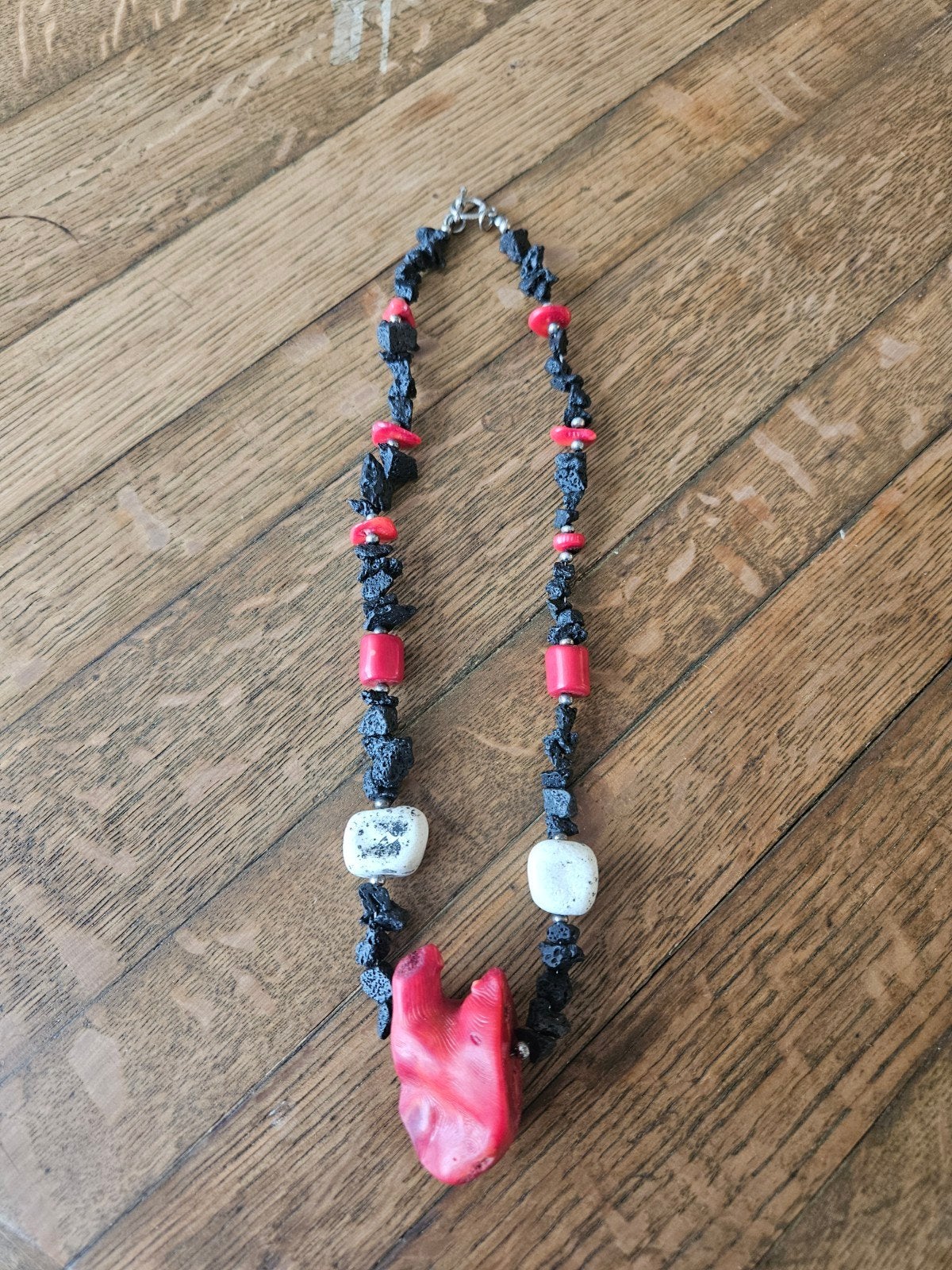 Boho Statement Ketting met Bamboe Koraal & Lavasteen, Ophalen of Verzenden, Nieuw, Rood, Overige materialen