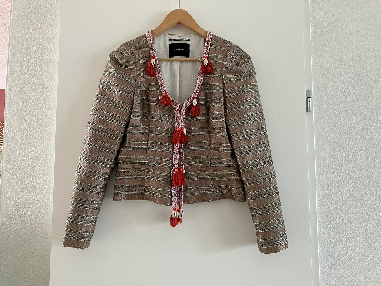 Mooi blazertje maison scotch maat m beige goud, Ophalen of Verzenden, Zo goed als nieuw, Maat 38/40 (M), Beige