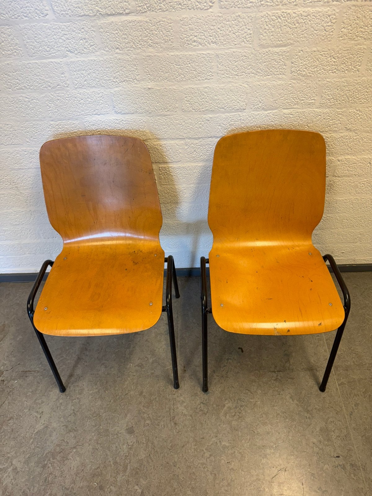 Schoolstoeltjes, Ophalen, Gebruikt, Eén
