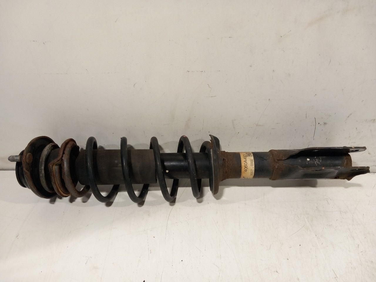 Veerpoot rechts voor Mitsubishi Space Star, Onderdelen@venauto.nl, Van der Ven Autorecycling B.V., Gebruikt, Ettenseweg 76, 4706 PB Roosendaal, The Netherlands