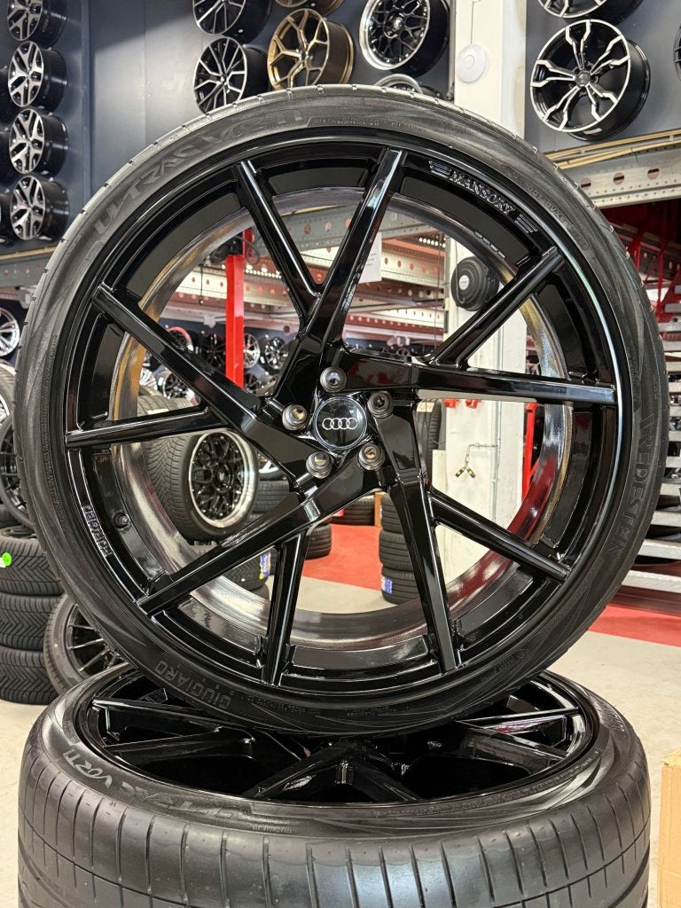24" Velgen tbv Audi Q8 en RS Q8, Forged Velgen + Zomerbanden, Auto-onderdelen, Banden en Velgen, Gebruikt, 295 mm, Banden en Velgen