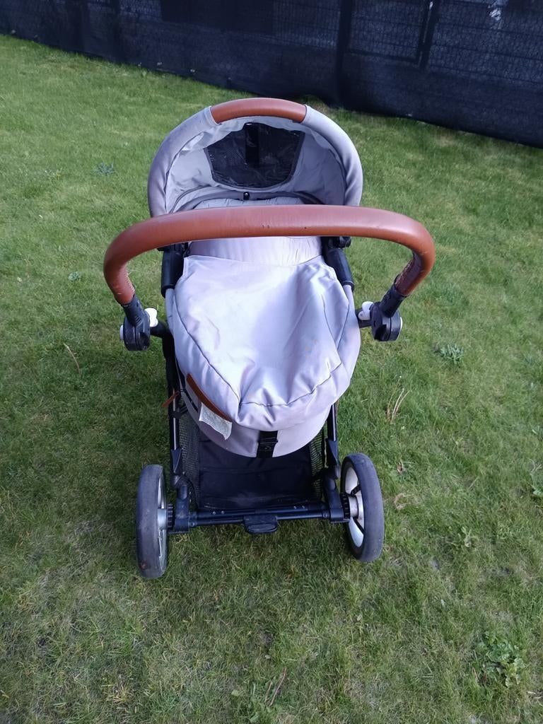 Kinderwagen met reiswieg - Grijs/Bruin, Gebruikt, Ophalen of Verzenden, Met reiswieg, Kinderwagen