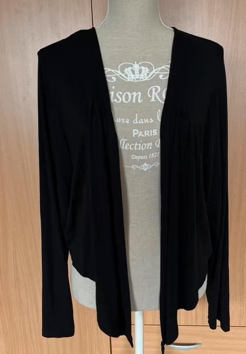 X-Two vestje /cardigan maat 52[v], Ophalen of Verzenden, Zo goed als nieuw, Zwart, Trui of Vest