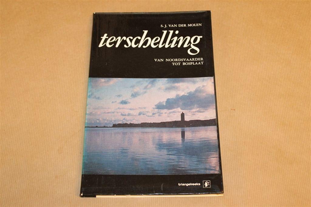 Terschelling — Eiland, Natuur & Geschiedenis, 1971, Boeken, Geschiedenis | Stad en Regio, Ophalen of Verzenden, Gelezen