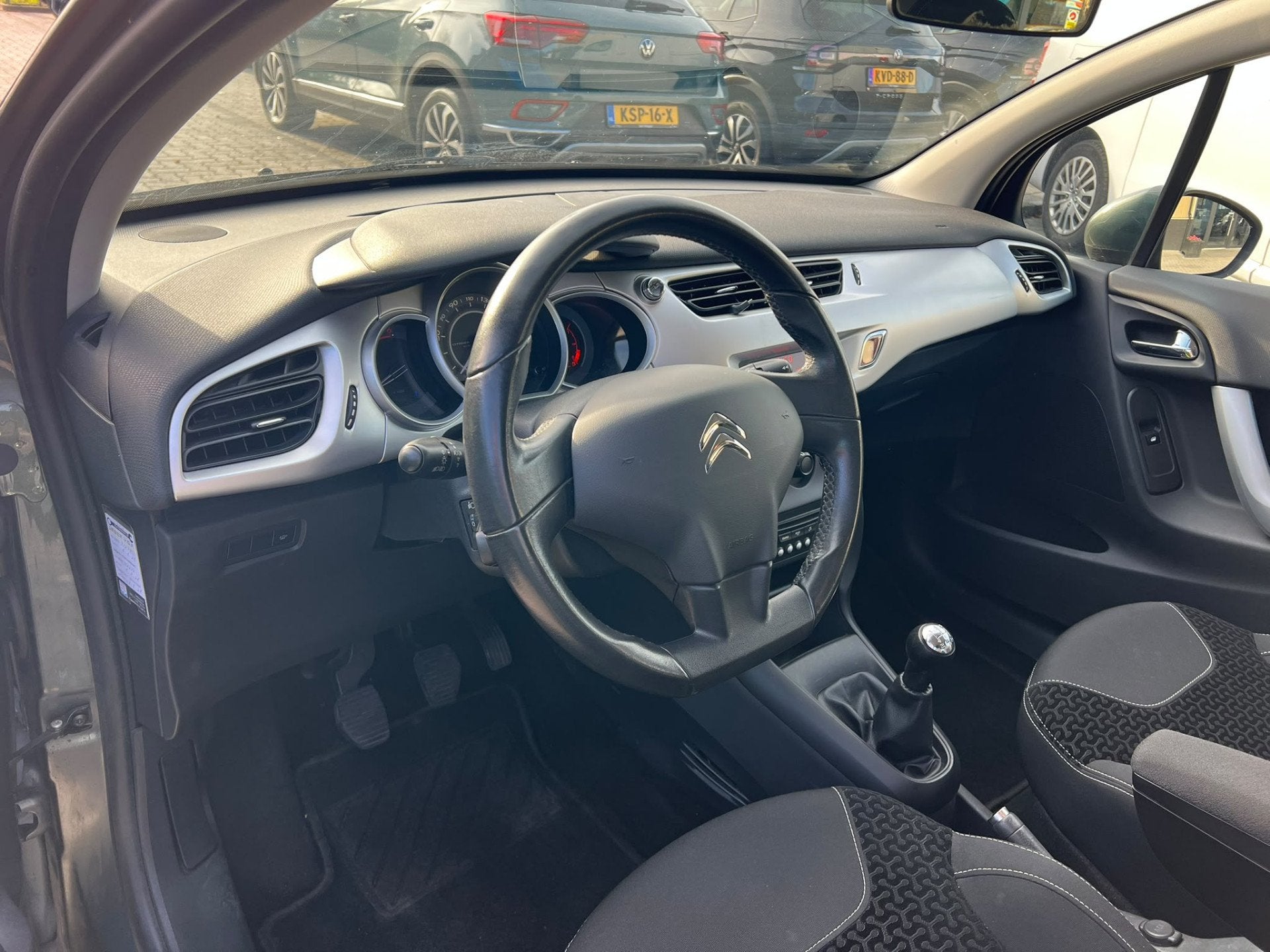 Citroën C3 1.6 e-HDi Dynamique trekhaak, airco, (bj 2011), Auto's, Voorwielaandrijving, Euro 5, Gebruikt, Zwart