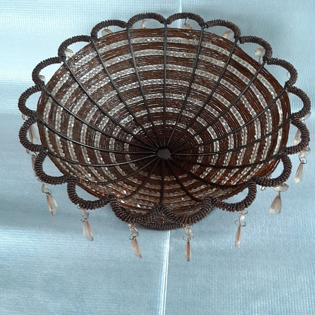 Bijzondere schaal op voetstuk met bruine kralen jaren '60, Antiek en Kunst, Curiosa en Brocante, Ophalen