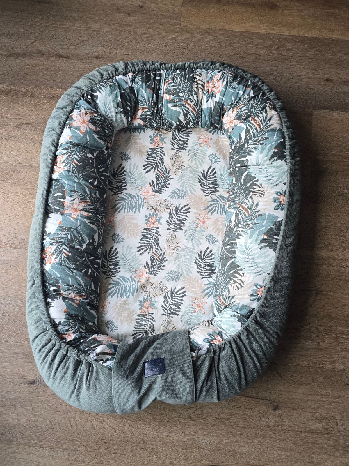Babynestje La Milou - Zo goed als nieuw, Kinderen en Baby's, Ophalen, Zo goed als nieuw