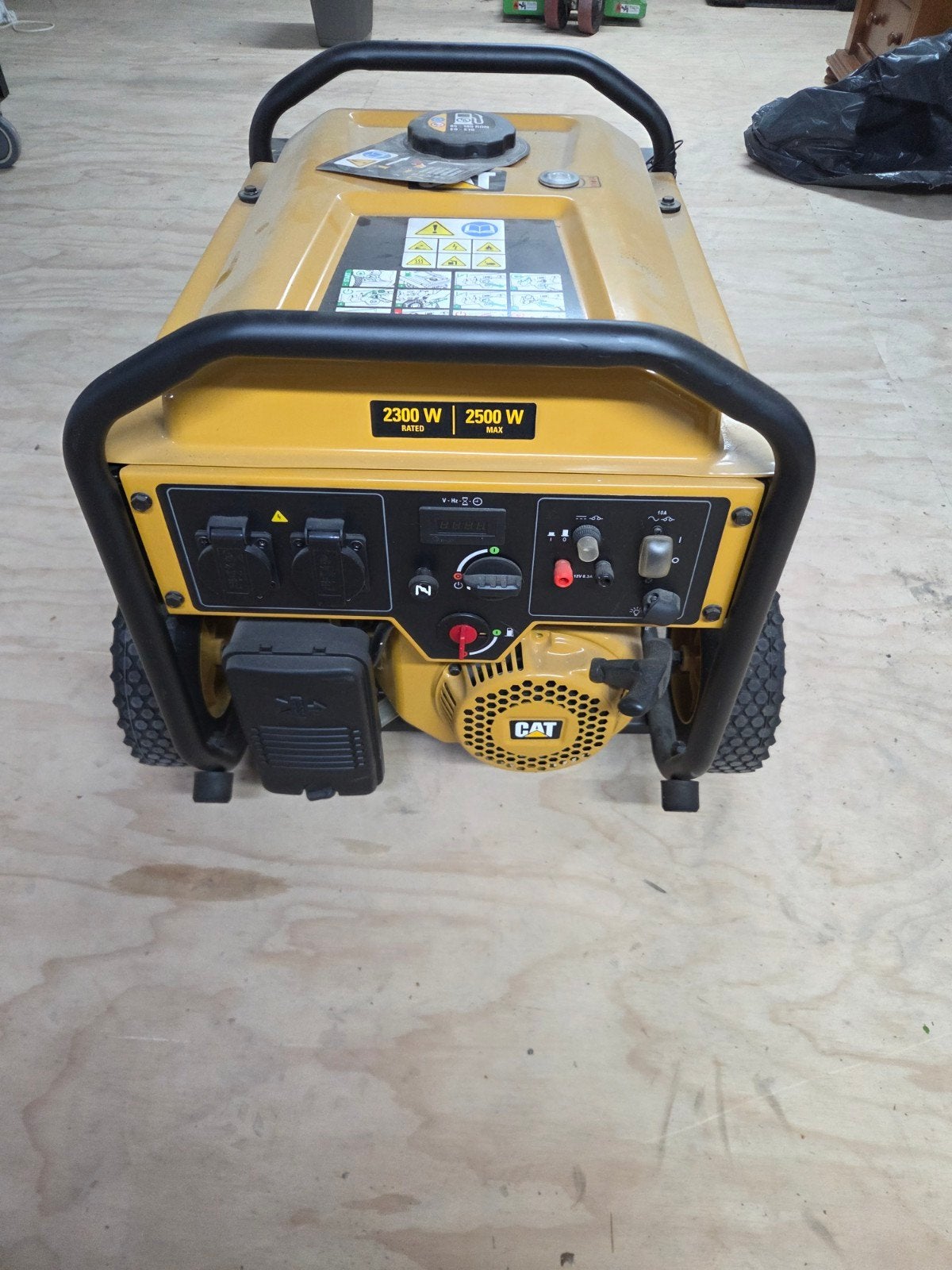 CAT RP2500 Benzine Aggregaat Nieuw, Ophalen, Gebruikt, Minder dan 5 kVA, Benzine