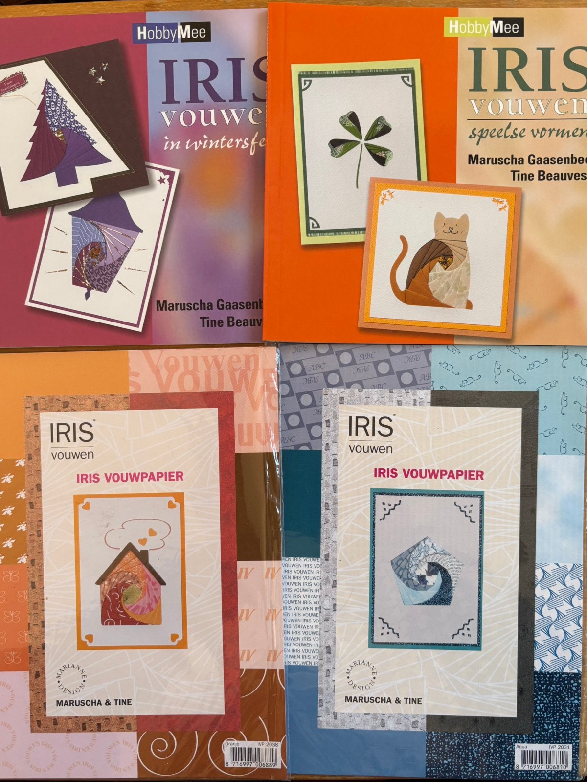 Pakketje Iris vouwen twee boekjes en twee pakjes Iris vouwen, Ophalen of Verzenden, Zo goed als nieuw, Overige onderwerpen