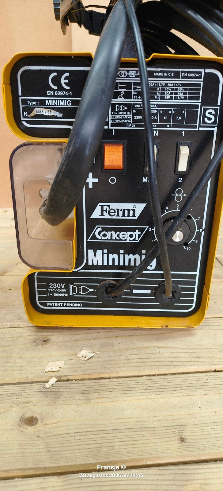 Ferm lasapparaat MINIMIG en lashelm met aut. ruitje, Doe-het-zelf en Verbouw, Gereedschap | Lasapparaten, Ophalen, Minder dan 150 ampère