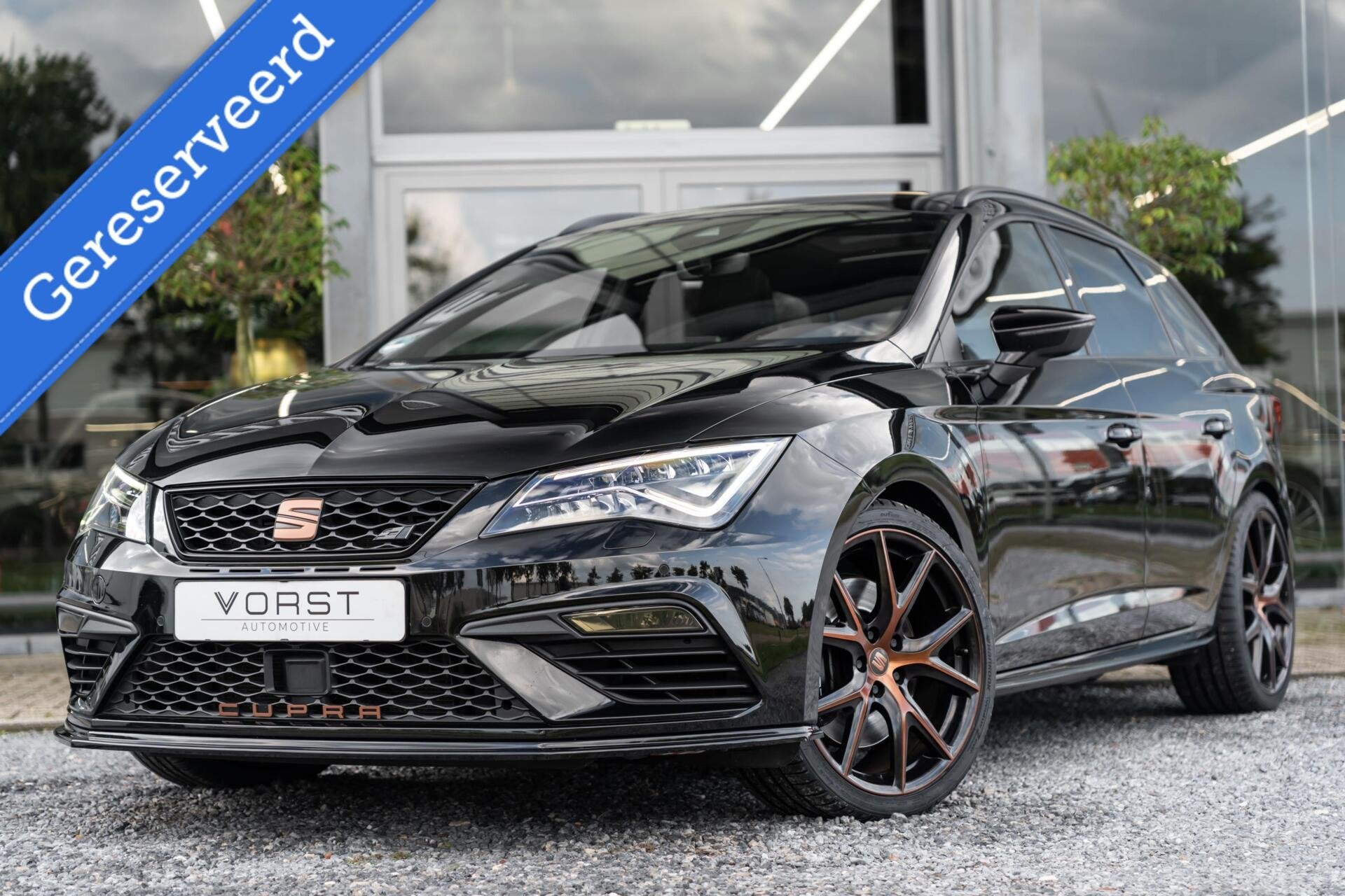 Seat Leon ST 2.0 TSI 4DRIVE CUPRA Ultimate Pano Beats Camera, Auto's, Automaat, Gebruikt, 4 cilinders, 1984 cc