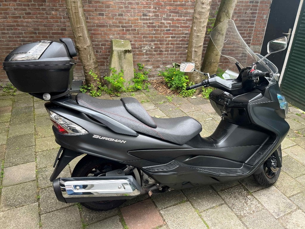 suzuki burgman 400 2015 11.600 km onderhoudsbeurt gehad, 400 cc, Scooter, Gebruikt, Particulier