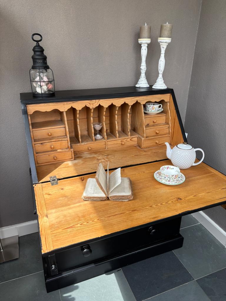 Zwarte secretaire, Ophalen of Verzenden