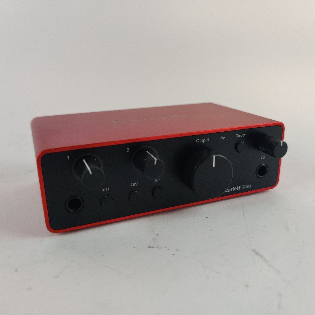 Focusrite Scarlett Solo || Nu voor maar € 69.99, Computers en Software, Geluidskaarten, Ophalen of Verzenden, Zo goed als nieuw