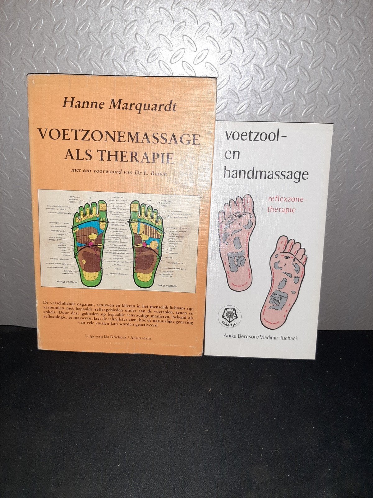 Voetreflexologie boeken Voetzonemassage & Voet- en handmassa, Ophalen of Verzenden, Gelezen, Kruiden en Alternatief, Hanne Marquardt, Anika Bergson, Vladimir Tuchak
