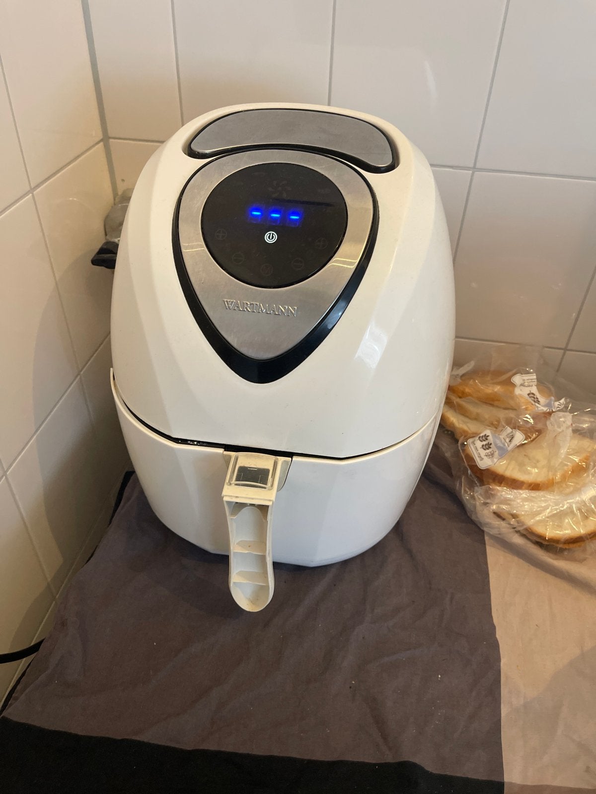 Wartmann Airfryer - Wit, Witgoed en Apparatuur, Ophalen of Verzenden, Gebruikt, Airfryer, 1000 t/m 1499 gram