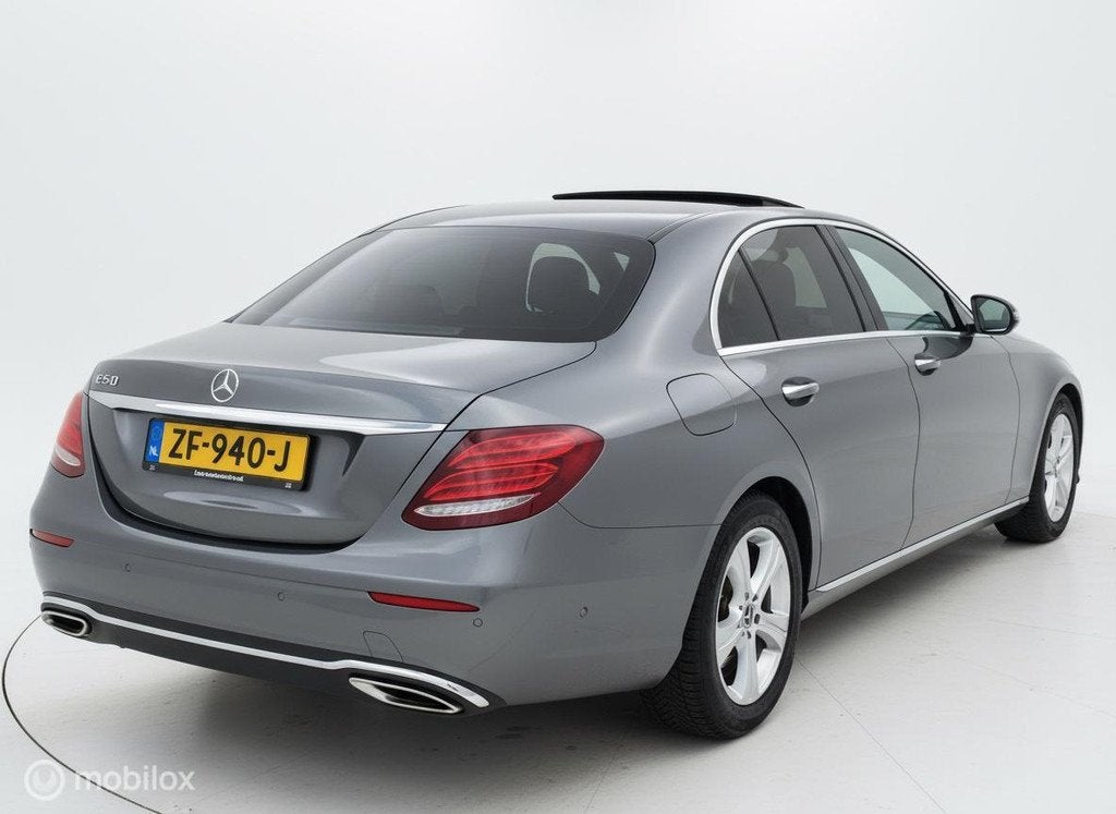 Mercedes E-klasse 250 E250 Business DAK|SFEER|CAMERA|LED|, Auto's, Mercedes-Benz, Automaat, Gebruikt, 4 cilinders, 2000 kg