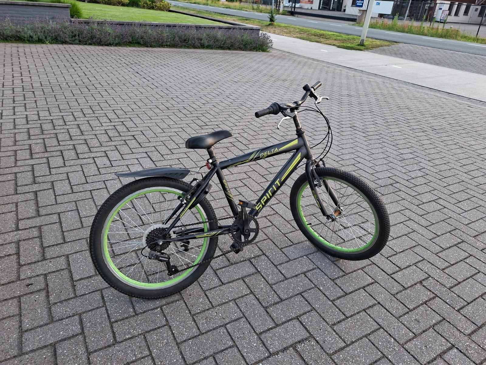 Spirit Delta jongensfiets 22 inch, groen/zwart, 6 versn., Ophalen, Gebruikt, Overige merken, Versnellingen