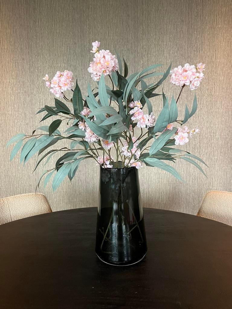 Zijden silk zacht roze bloesemtakken met mangoblad NIEUW!, Binnen, Info@flowersbymirjam.nl, Roze, Transformatorstraat 6a