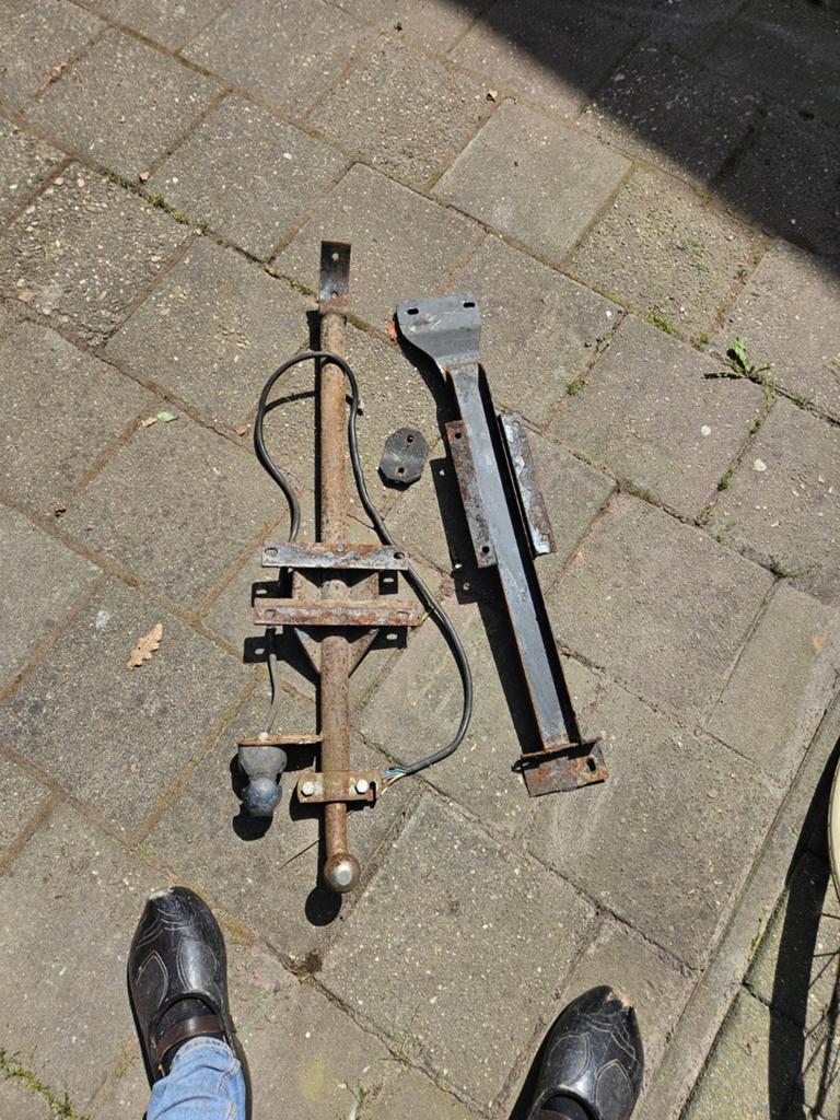 Trekhaak opel kadett c, Ophalen