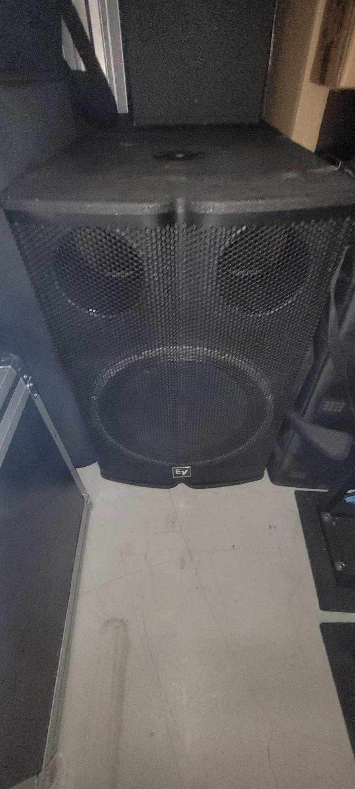 Electro Voice TX Subs, Ophalen, Audio