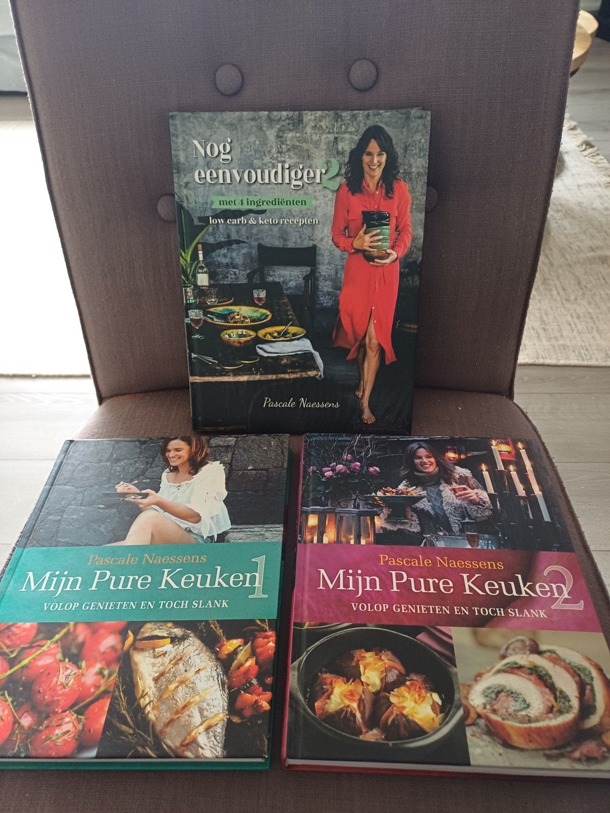 Pascale Naessens - Nog eenvoudiger 2 & Mijn pure keuken 1 &, Boeken, Ophalen of Verzenden
