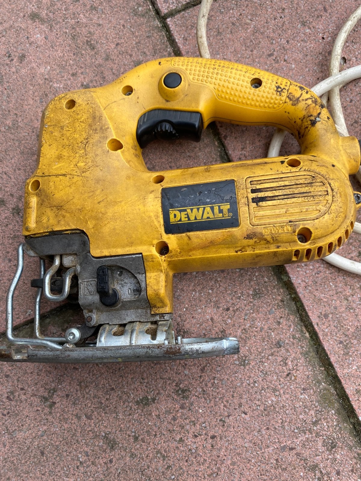 DeWALT DWE349 Decoupeerzaag 650W, Doe-het-zelf en Verbouw, Gereedschap | Zaagmachines, Decoupeerzaag, Ophalen of Verzenden, Zo goed als nieuw