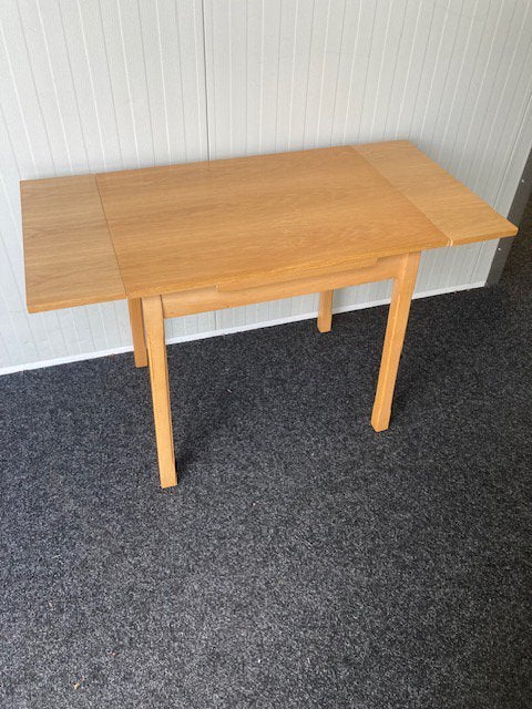 Eenvoudige vintage eettafel jaren 70, Ophalen