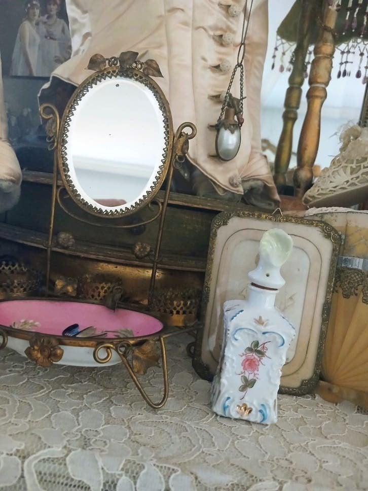 antiek porseleinen parfumfles Old Paris /Porcelaine de Paris, Verzamelen, Verzenden, Zo goed als nieuw, Parfumfles
